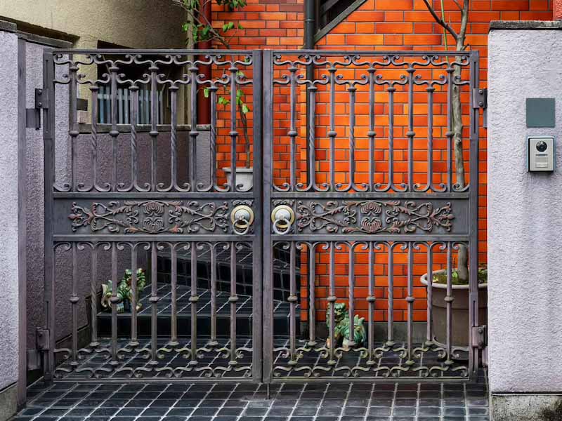 Common questions about Iron Gates's purchase Vegas Valley Iron