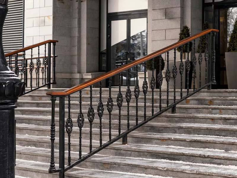 What’s the best railing for your house? Vegas Valley Iron