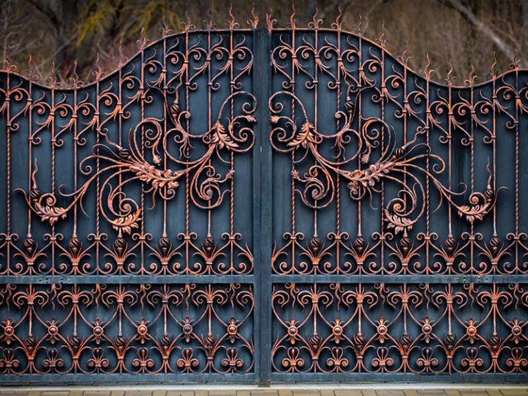 Rough iron gate vs. Cast iron for home and businesses